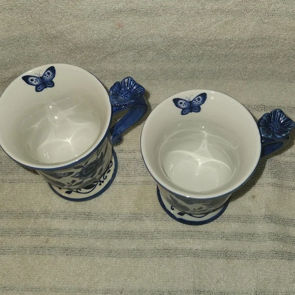 Cracker Barrell Susan Winget Blue Bliss Set Of 2 Coffee Mugs -Rare- - Picture 2 of 5
